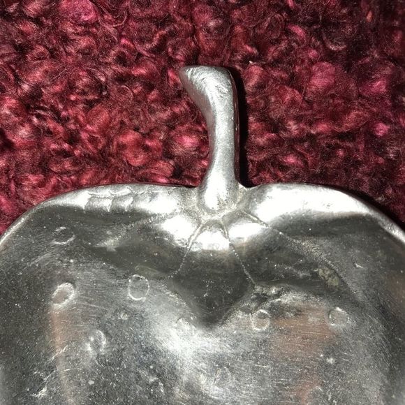 Arte Giancarlo Vintage Pewter Strawberry Dish - Picture 4 of 6